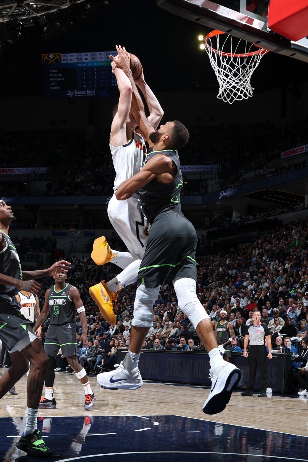 但依托曼联 但依托曼联